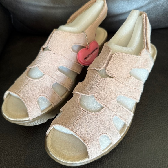 New Skechers,pink.8 - Picture 1 of 6